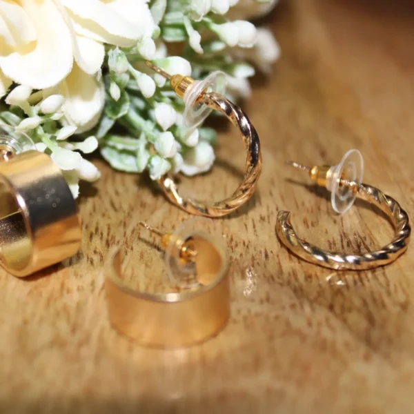 Kyrin Gold Half Hoop Earrings (Set of 2)