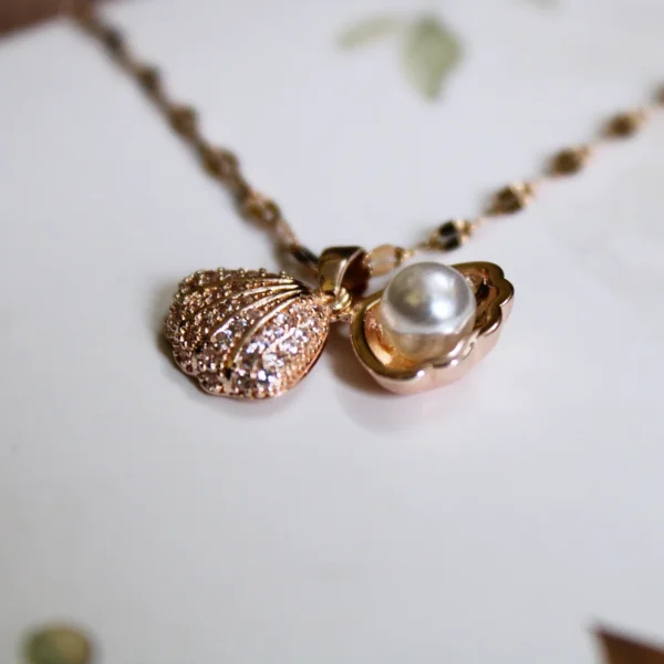 Kyrin Anti Tarnish Rose Gold Pearl Shell Pendant Chain - Image 5