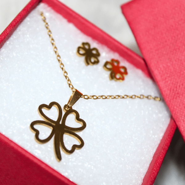 Kyrin Anti Tarnish Gold Clover Jewelry Set (with gift box) - Image 2