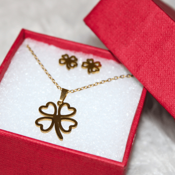 Kyrin Anti Tarnish Gold Clover Jewelry Set (with gift box) - Image 4