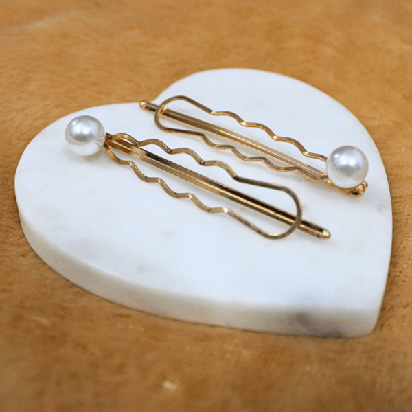 Kyrin Pearl Hair Clips - Image 2