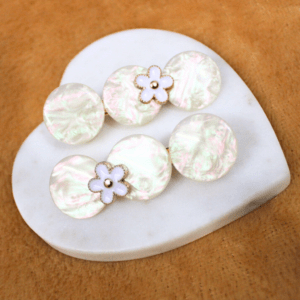 Kyrin White Flower Hair Clips