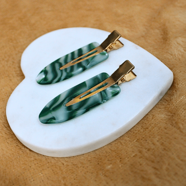 Kyrin Green Marble Flat Hair Clips