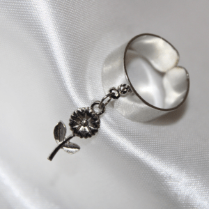 Kyrin Silver Flower Ring
