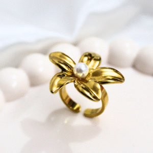 Kyrin Anti Tarnish Gold Flower with Pearl Ring