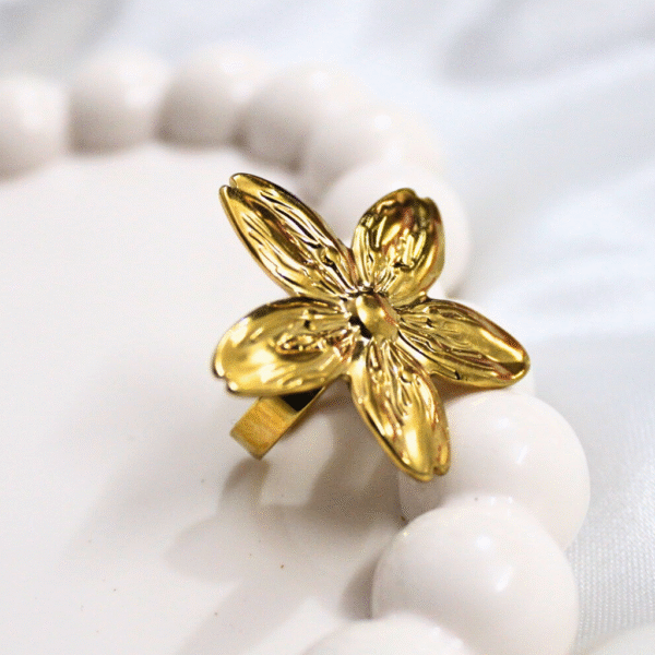 Kyrin Anti Tarnish Gold Flower Ring