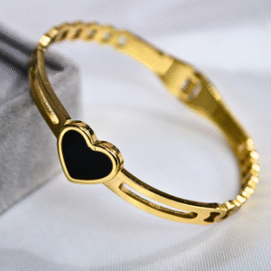 Kyrin Anti Tarnish Black Heart Bracelet
