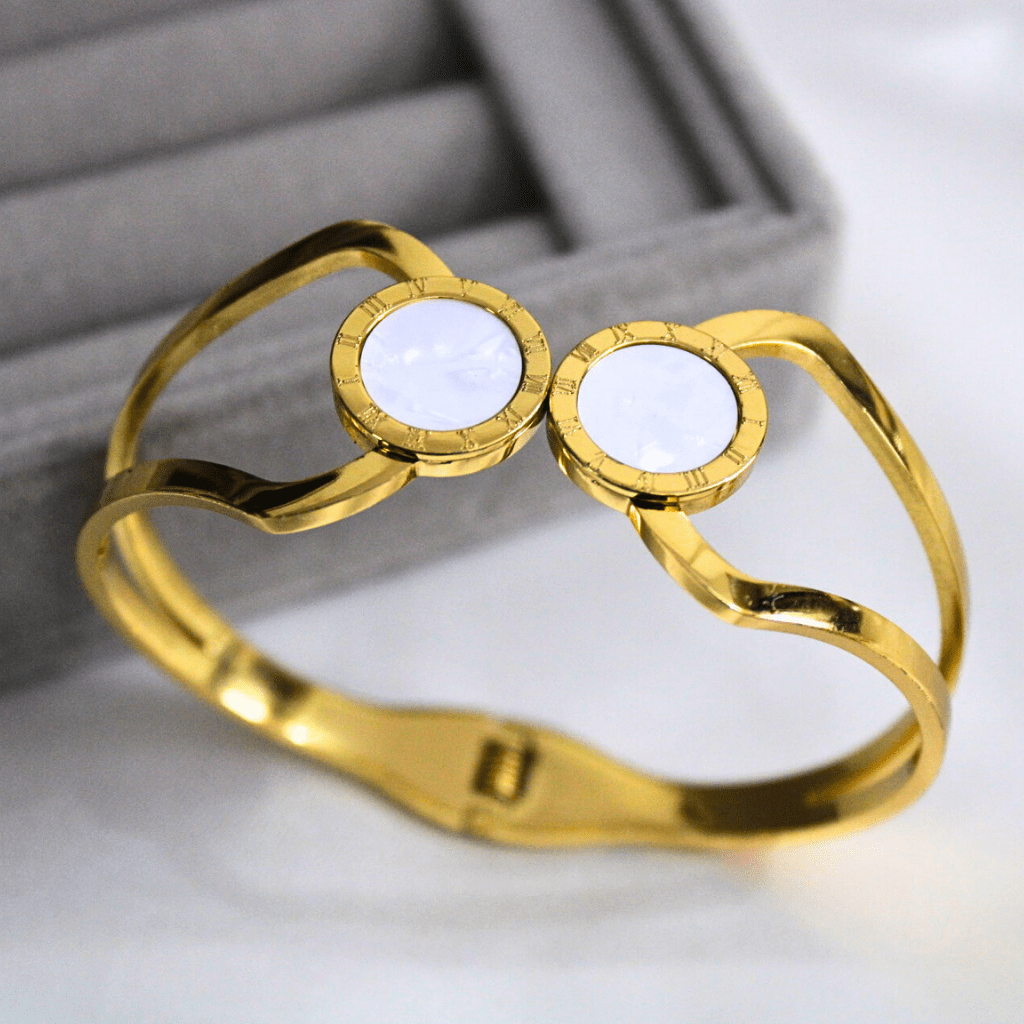 Kyrin Anti Tarnish Statement Bracelet - Image 3