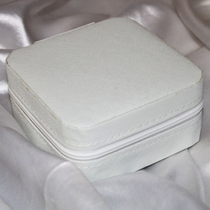 Kyrin White Square Jewellery Box