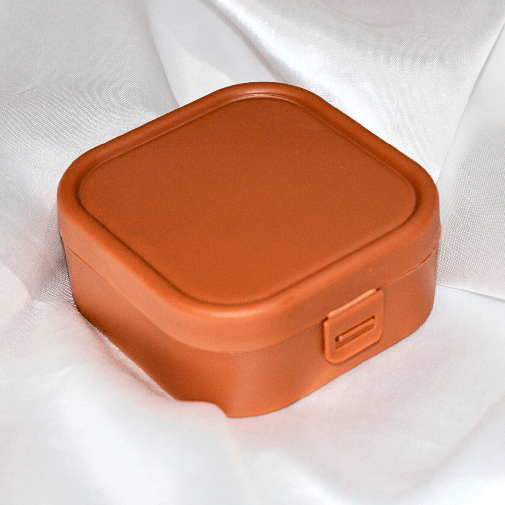 Kyrin Brown Square Silicone Jewellery box