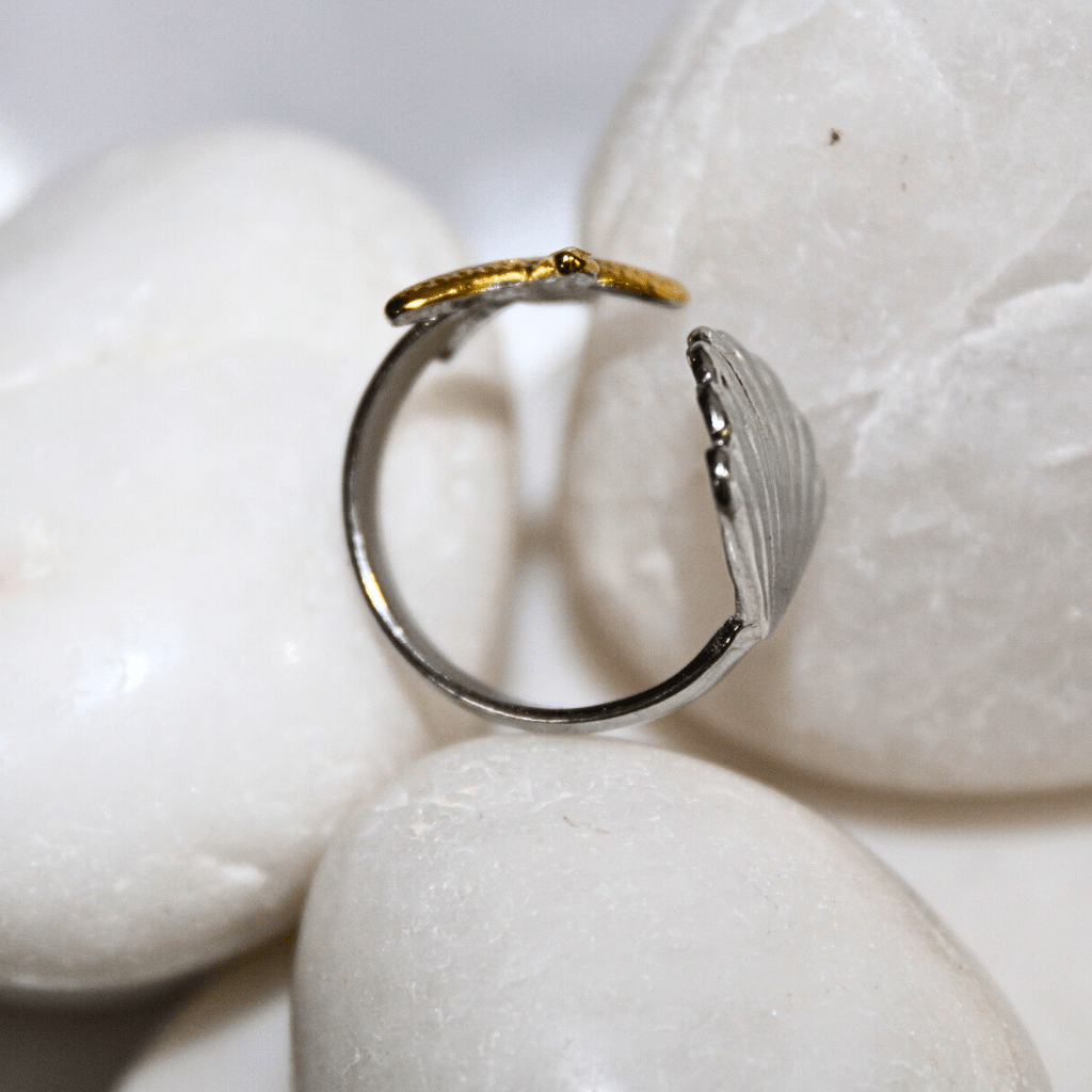Kyrin Anti-Tarnish Dual Tone Starfish & Shell Adjustable Ring – Lightweight Stainless Steel Ring for Women - Image 2