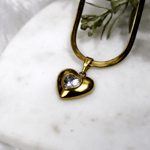 Kyrin Gold Heart Crystal Pendant Necklace – Anti Tarnish Stainless Steel Jewelry