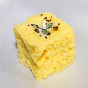 Kyrin Handmade Khaman Dhokla Candle – Realistic Indian Snack Candle with Sweet & Savory Fragrance