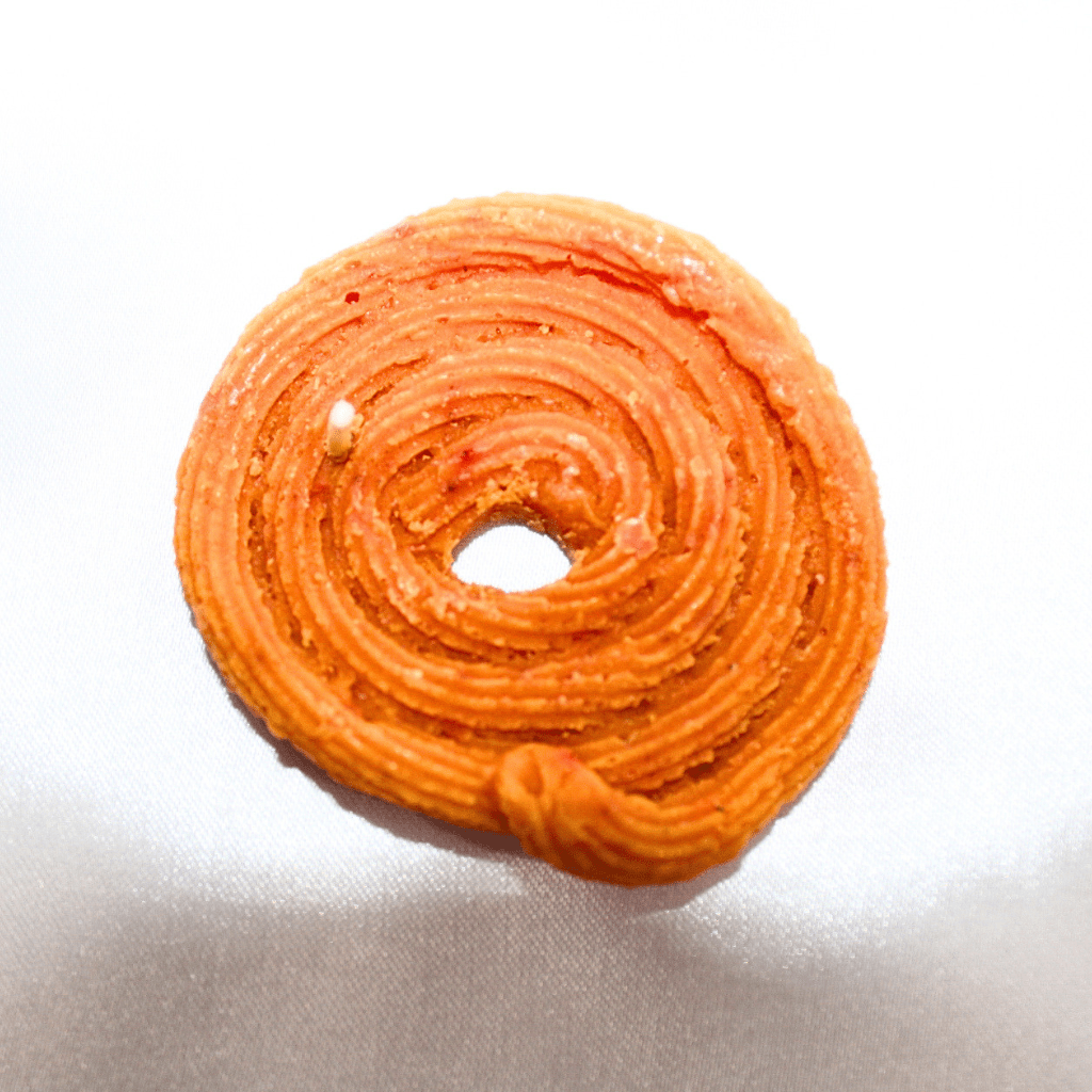 Kyrin Handmade Chakli Candle – Realistic Indian Snack Candle with Sweet & Savory Fragrance