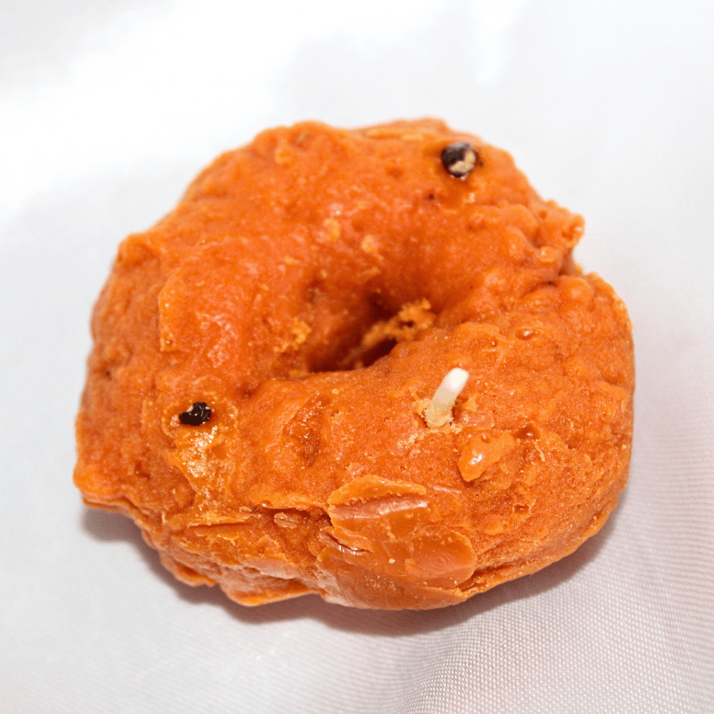 Realistic Medu Vada Candle – Handmade Savory Scented South Indian Snack Candle for Decor & Gifting - Image 2