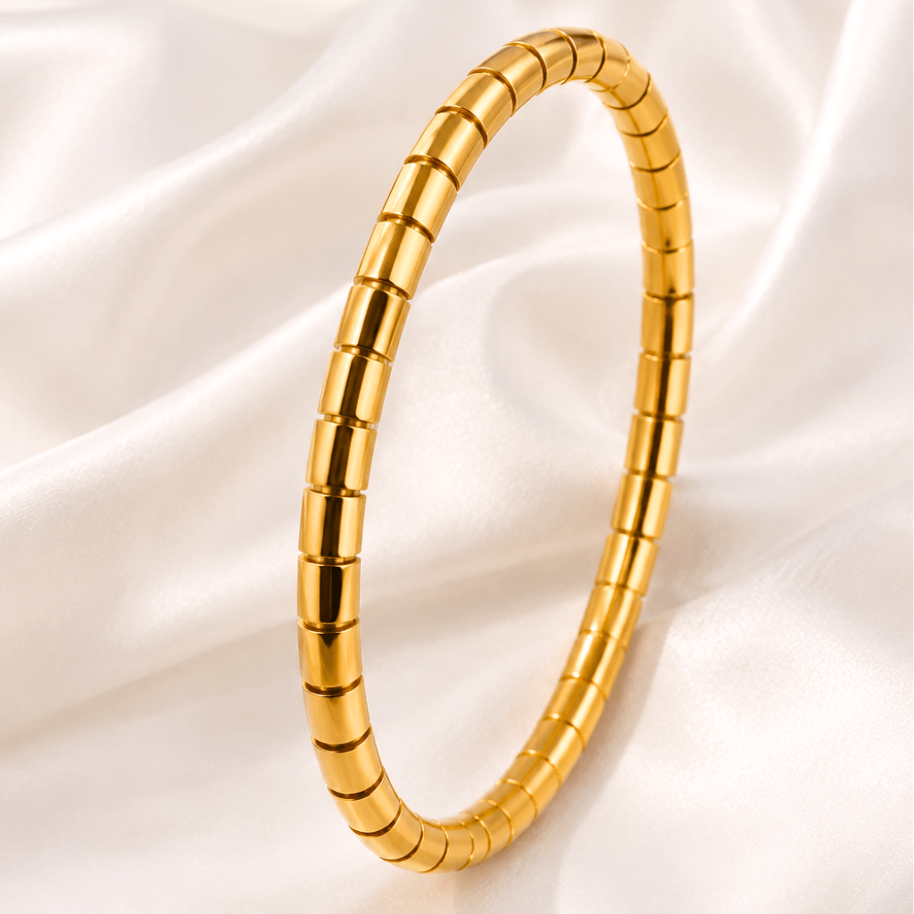 Kyrin Anti Tarnish Gold Stainless Steel Bracelet for Women – Elegant Everyday Wear - Image 2